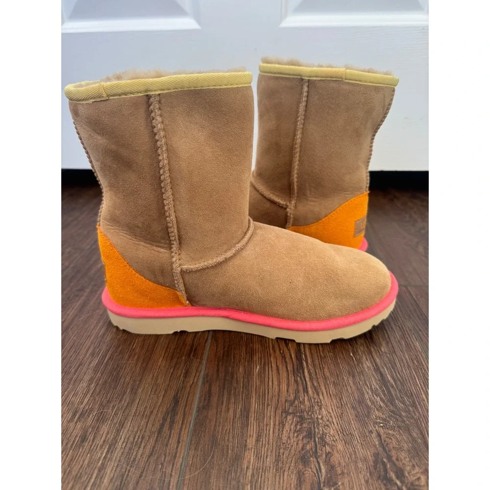 UGG Classic Short Chestnut Orange Pink Suede‎ Sheepskin Boots